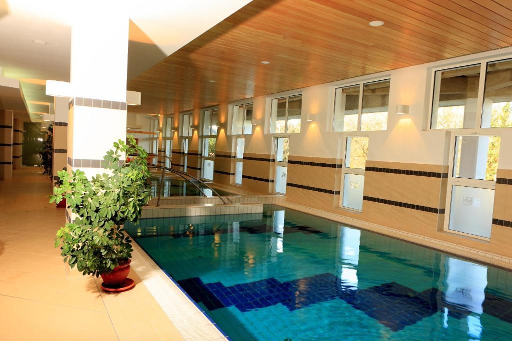 Ensana Bradet Hotel Sovata Quarto foto